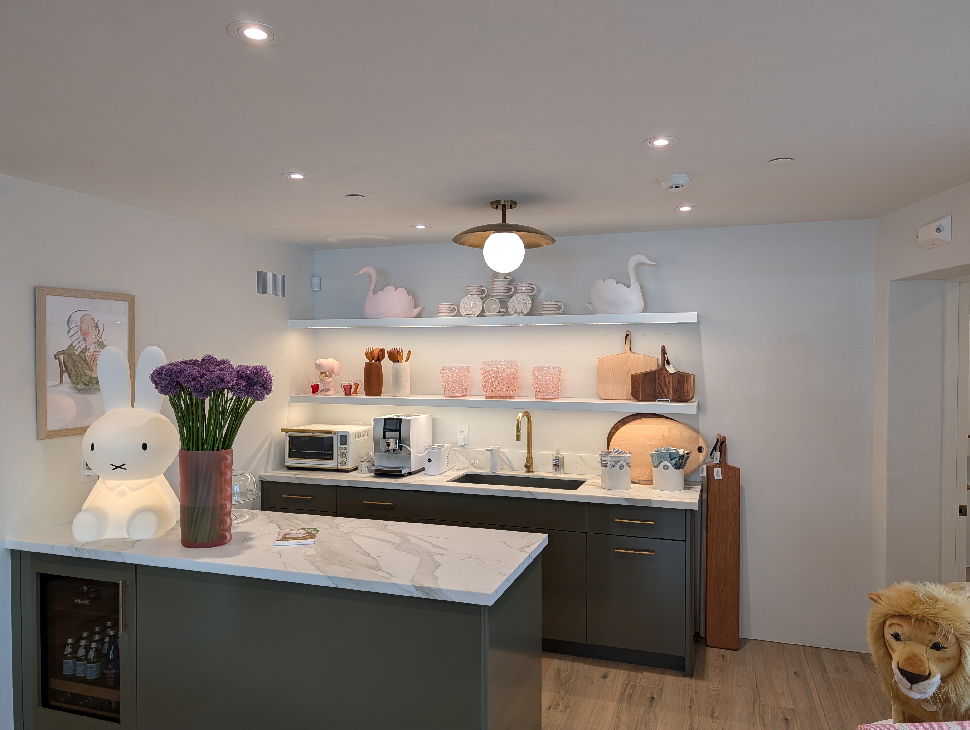 Kitchen lighting and electrical installation